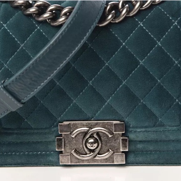 Auth CHANEL Velvet Quilte Small Boy Flap Turquoise - Picture 7 of 13